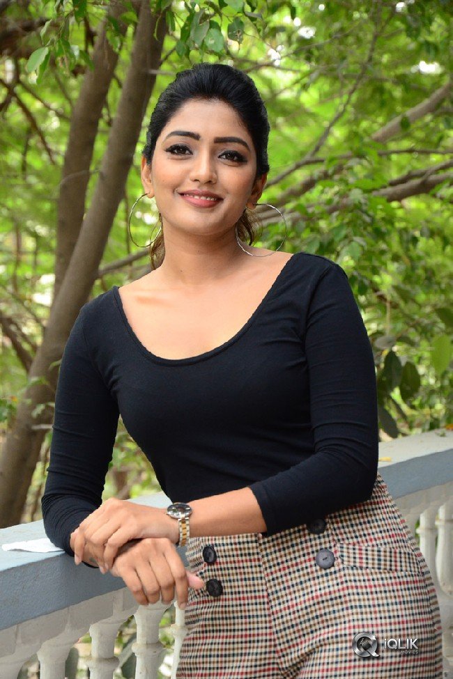 Eesha-Rebba-New-Photos